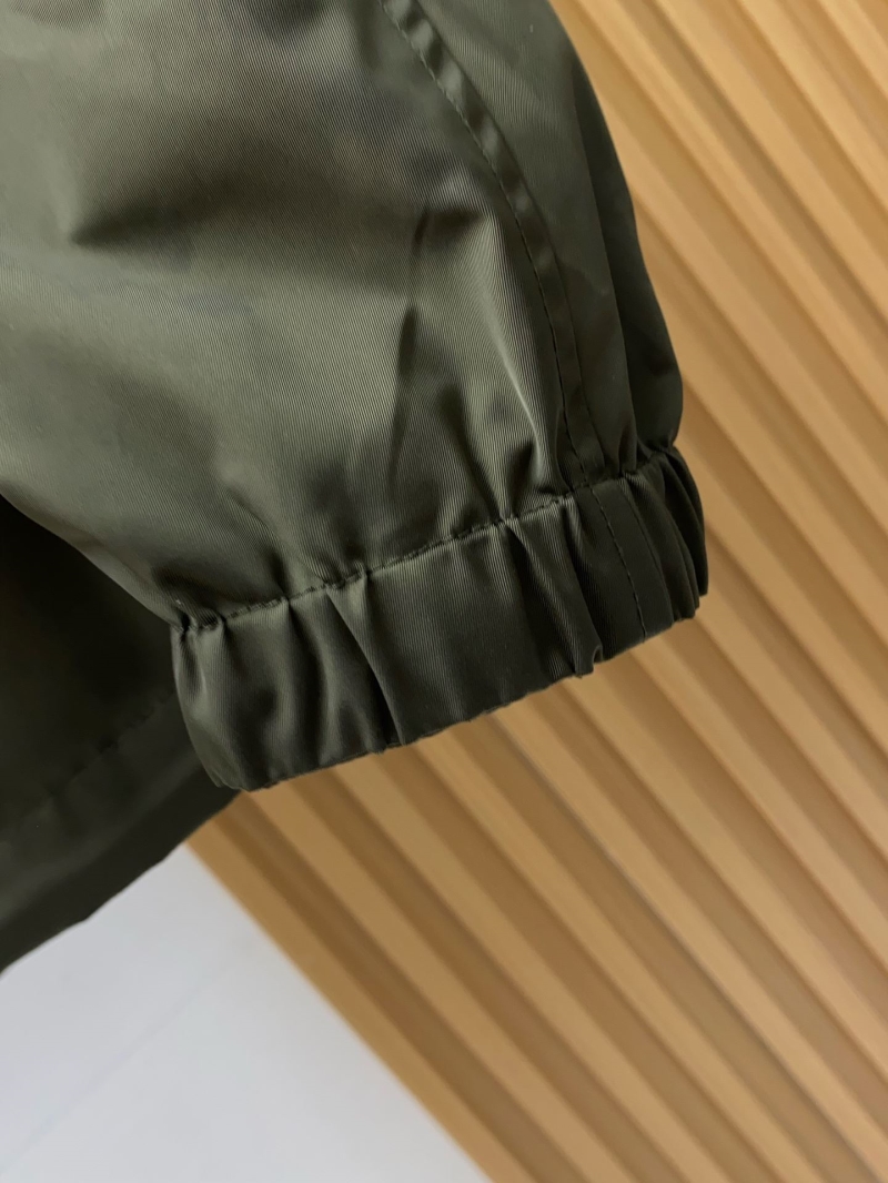 l0vis Vvtt0n outwear